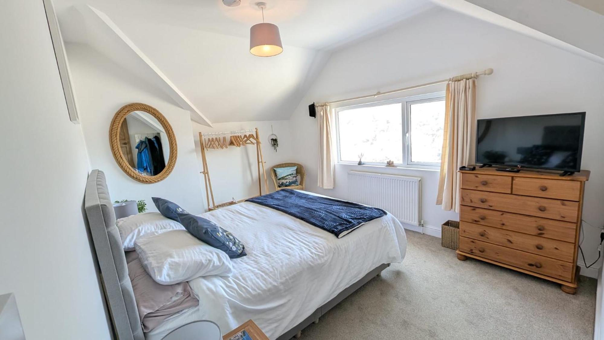 The Hillocks, Looe - Two Bedroom House With Fabulous Views Of Looe Town And Harbour エクステリア 写真